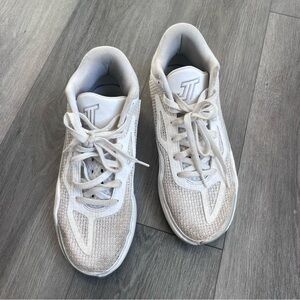 Jordan Shoes Men's Size 9 Triple White Basketball Shoes Tatum 1